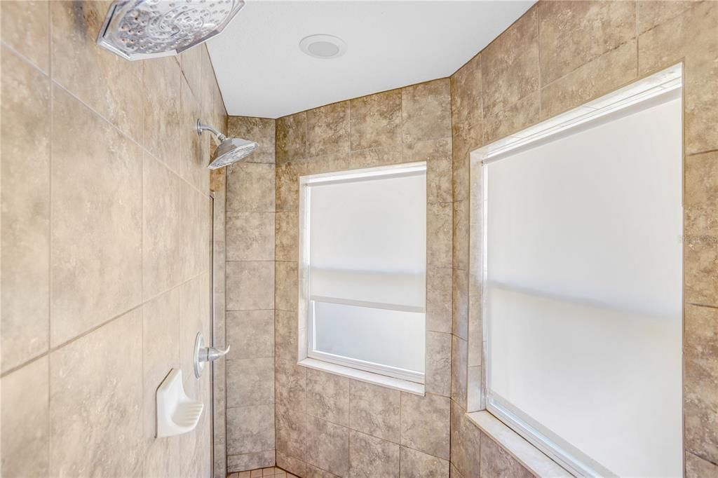 На продажу: $450,000 (3 спален, 2 ванн, 1798 Квадратных фут)