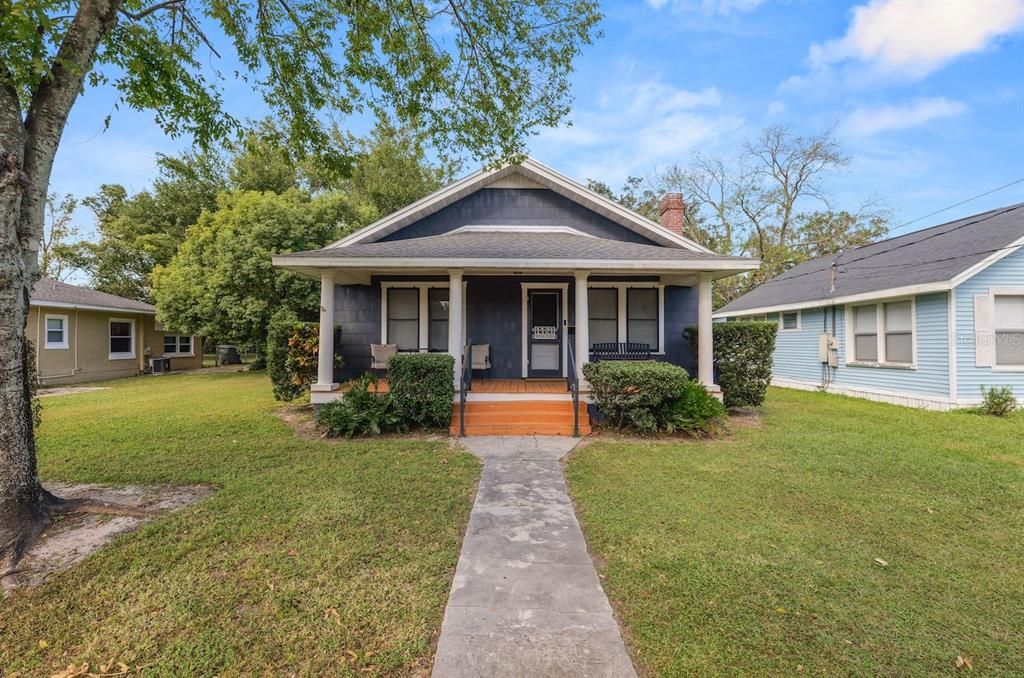 For Sale: $249,000 (2 beds, 1 baths, 1008 Square Feet)