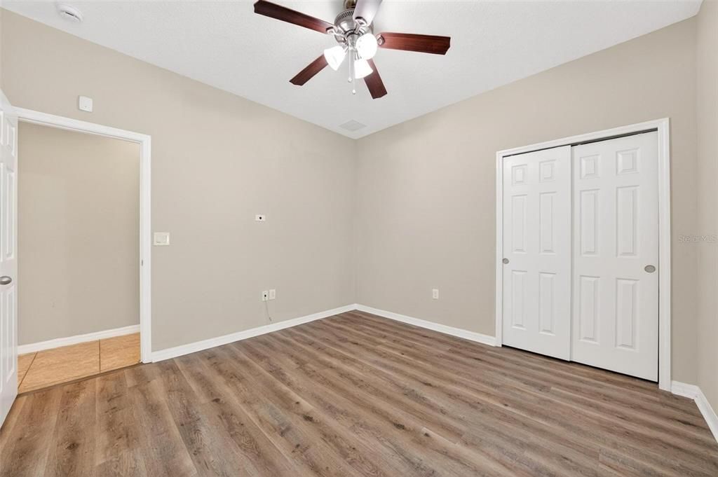 For Sale: $499,999 (3 beds, 2 baths, 1907 Square Feet)