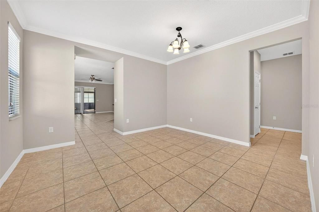 For Sale: $499,999 (3 beds, 2 baths, 1907 Square Feet)