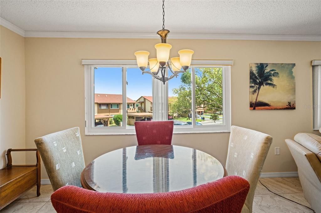 For Sale: $135,000 (2 beds, 2 baths, 1144 Square Feet)