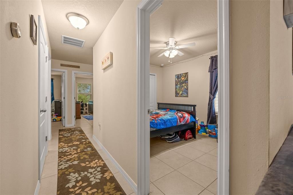 En Venta: $425,000 (5 camas, 3 baños, 2889 Pies cuadrados)