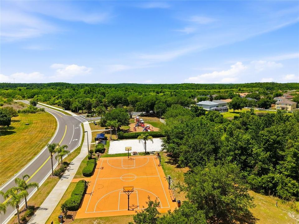 En Venta: $525,000 (5 camas, 3 baños, 3390 Pies cuadrados)