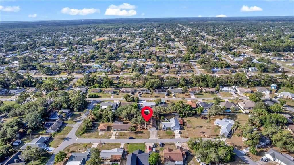 Active With Contract: $375,000 (3 beds, 2 baths, 1784 Square Feet)