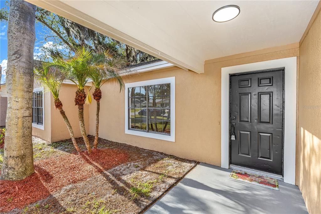 Active With Contract: $375,000 (3 beds, 2 baths, 1784 Square Feet)