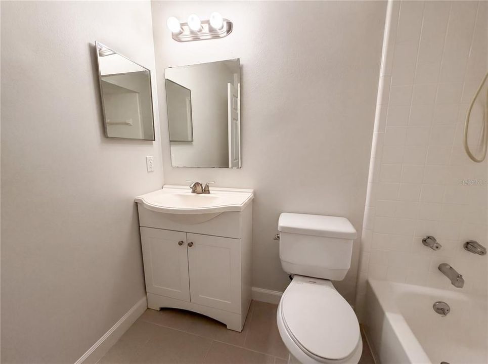En Venta: $235,000 (2 camas, 2 baños, 1180 Pies cuadrados)
