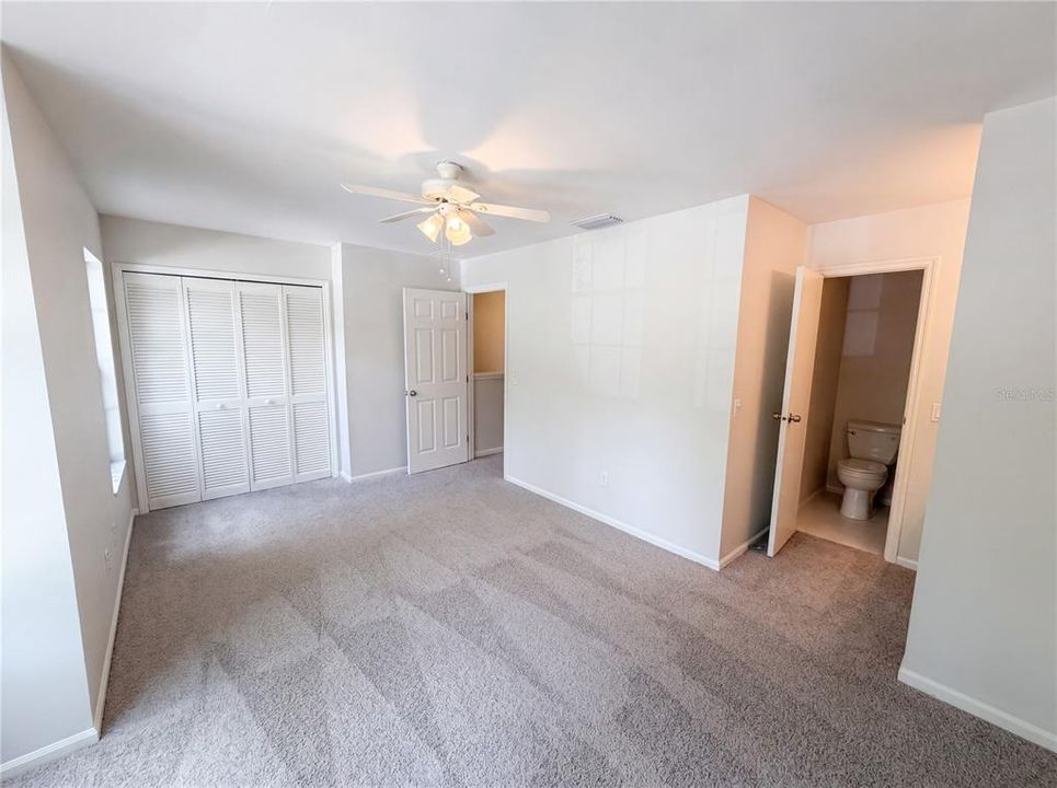 En Venta: $235,000 (2 camas, 2 baños, 1180 Pies cuadrados)
