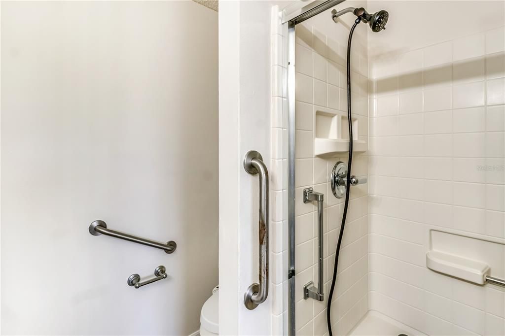 En Venta: $254,900 (2 camas, 2 baños, 1100 Pies cuadrados)