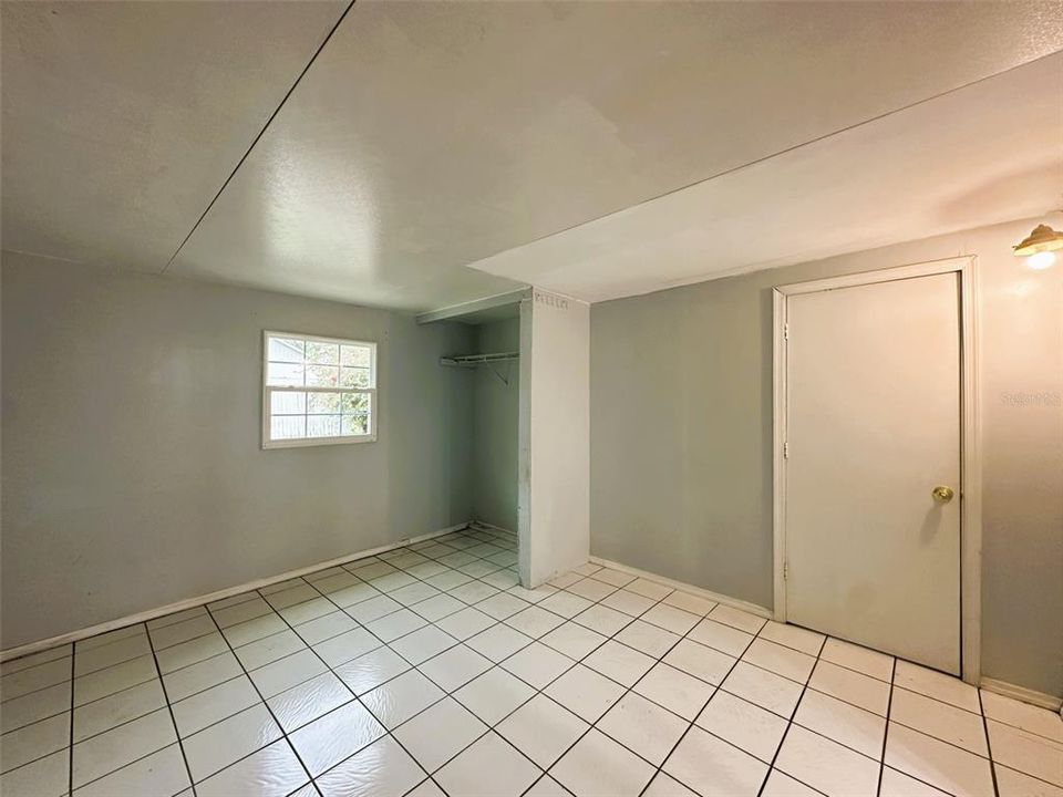 For Rent: $2,299 (3 beds, 2 baths, 1326 Square Feet)