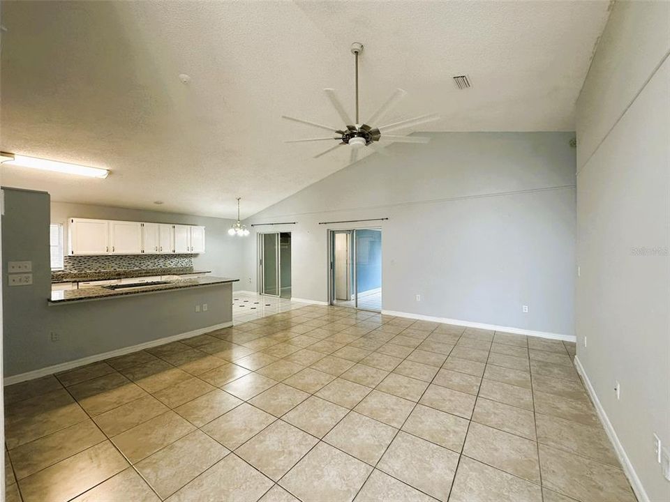 For Rent: $2,299 (3 beds, 2 baths, 1326 Square Feet)