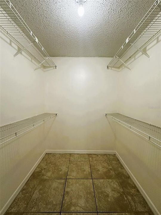 For Rent: $2,299 (3 beds, 2 baths, 1326 Square Feet)