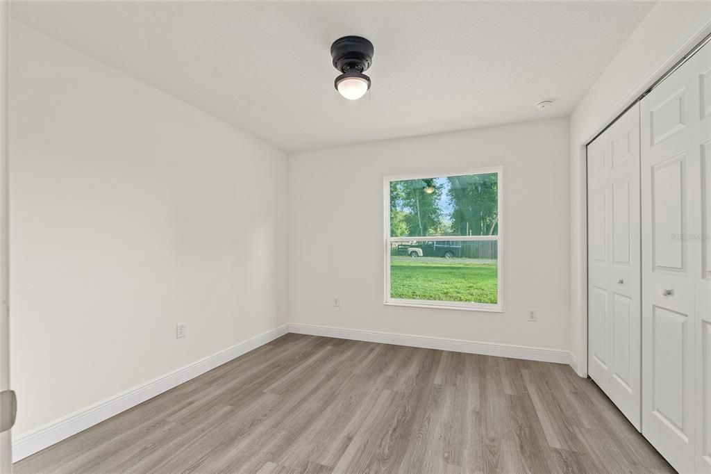 Active With Contract: $224,000 (3 beds, 2 baths, 1213 Square Feet)