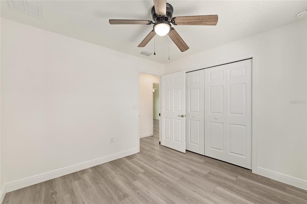 Active With Contract: $224,000 (3 beds, 2 baths, 1213 Square Feet)