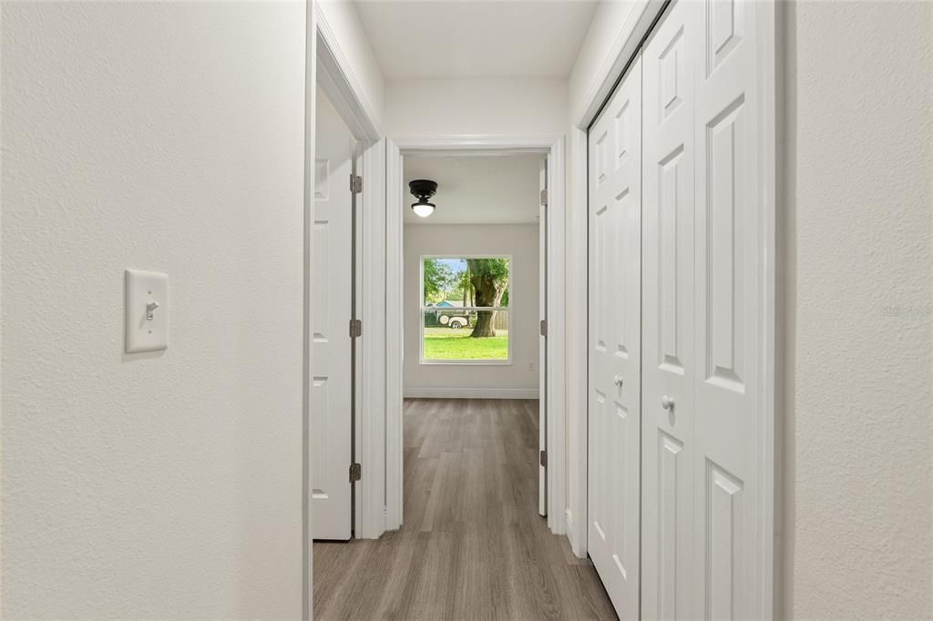 Active With Contract: $224,000 (3 beds, 2 baths, 1213 Square Feet)