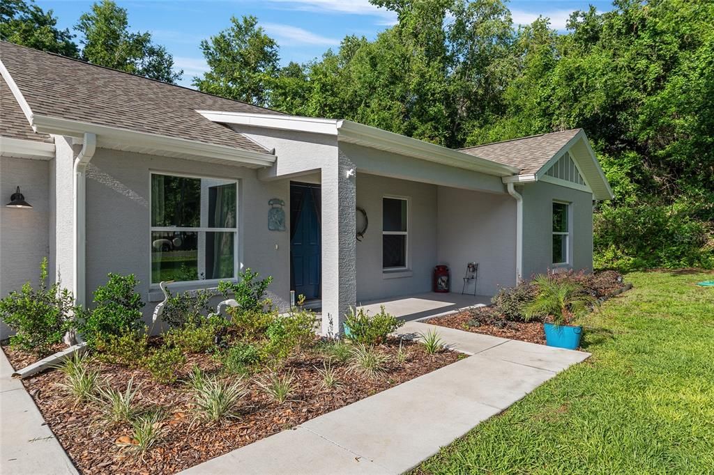 Active With Contract: $224,000 (3 beds, 2 baths, 1213 Square Feet)