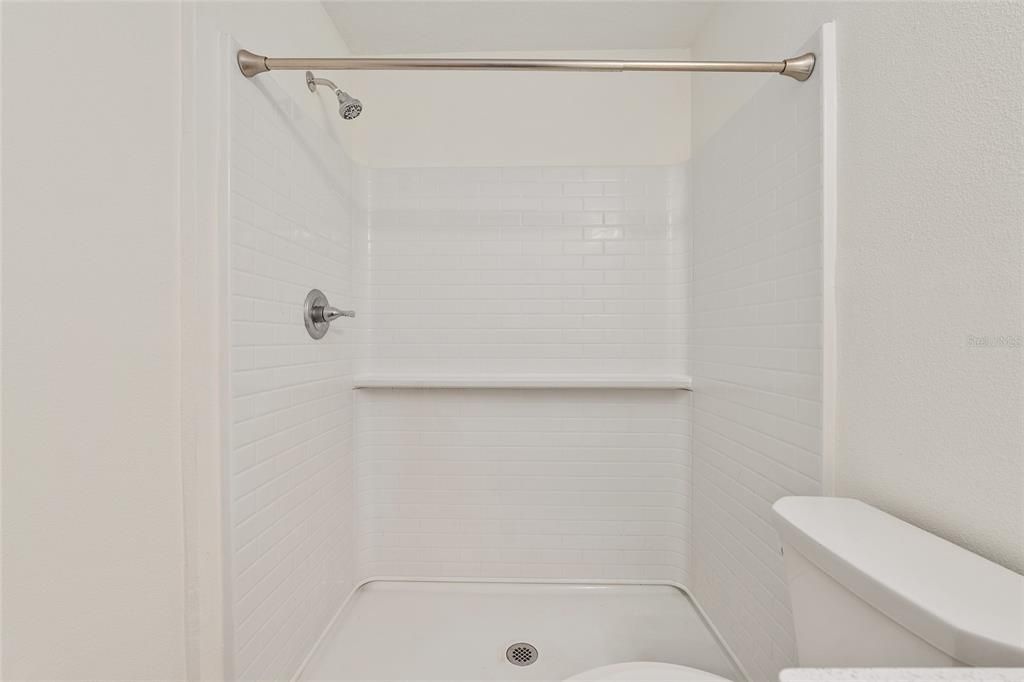 Active With Contract: $224,000 (3 beds, 2 baths, 1213 Square Feet)