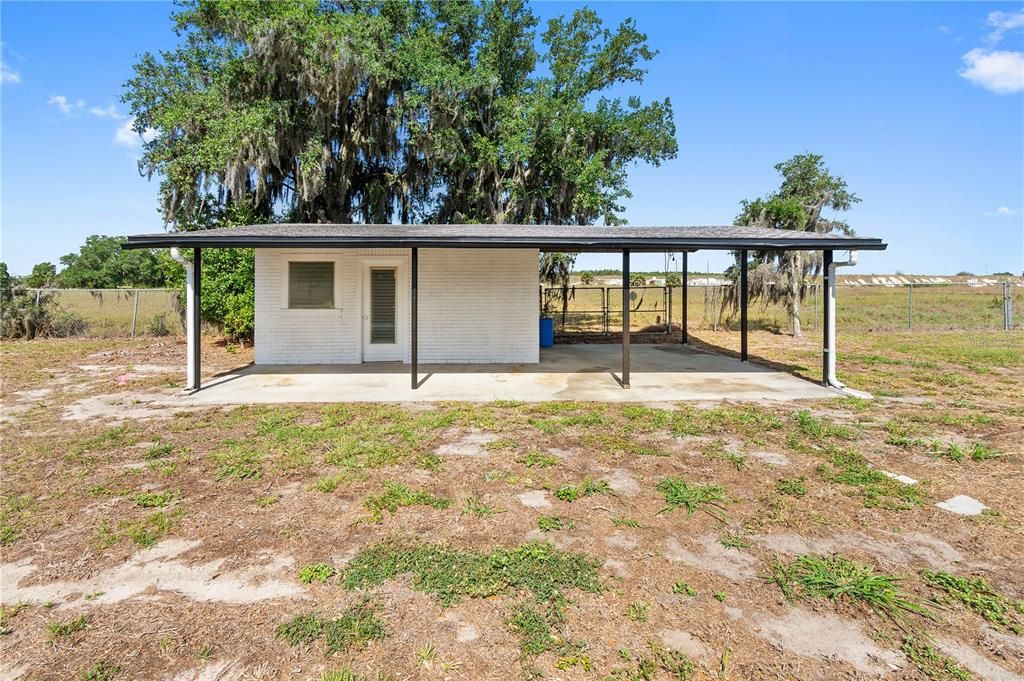 Activo con contrato: $449,900 (3 camas, 2 baños, 1640 Pies cuadrados)