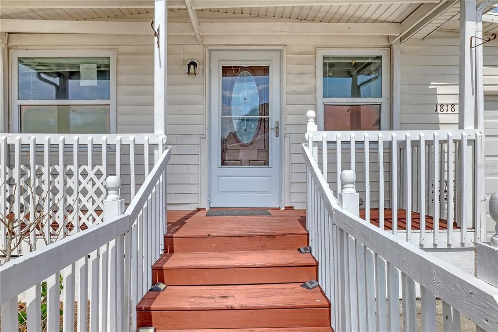 For Sale: $160,000 (2 beds, 2 baths, 1104 Square Feet)