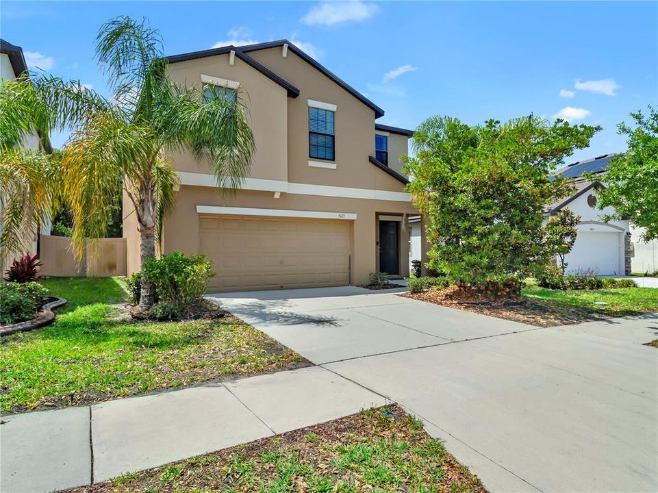 For Rent: $2,500 (4 beds, 2 baths, 1925 Square Feet)