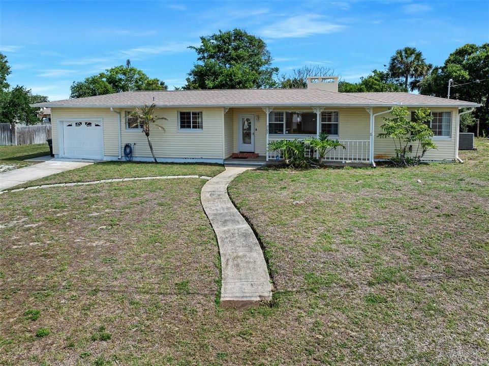 En Venta: $437,900 (3 camas, 2 baños, 1393 Pies cuadrados)