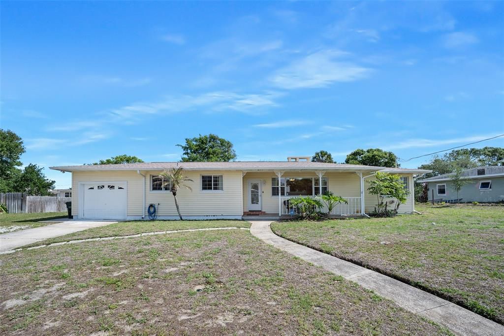 En Venta: $437,900 (3 camas, 2 baños, 1393 Pies cuadrados)