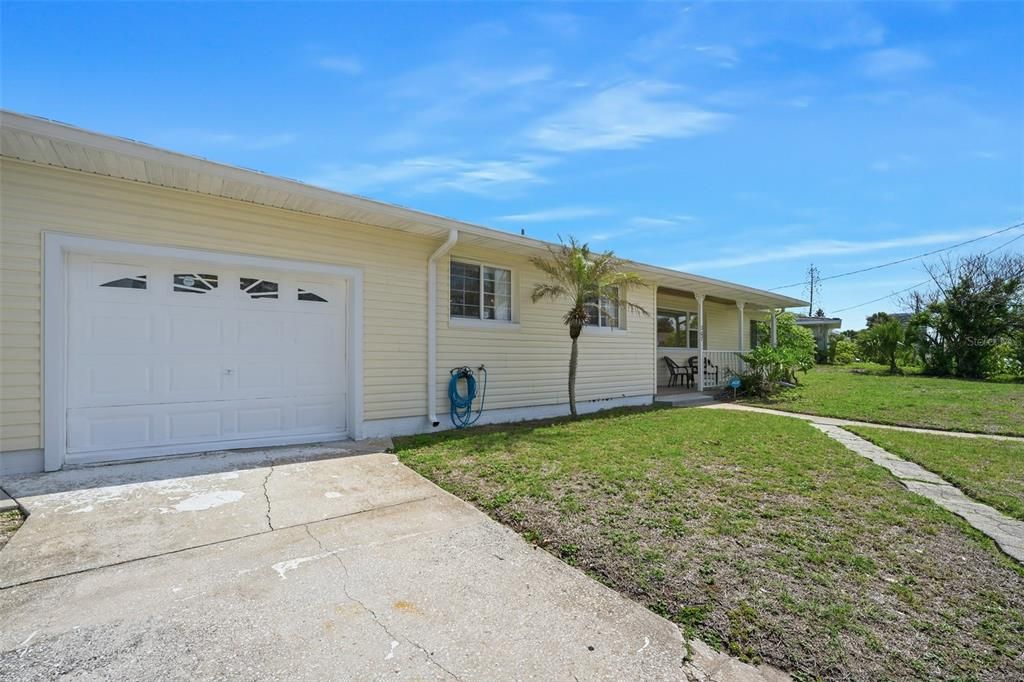 En Venta: $437,900 (3 camas, 2 baños, 1393 Pies cuadrados)