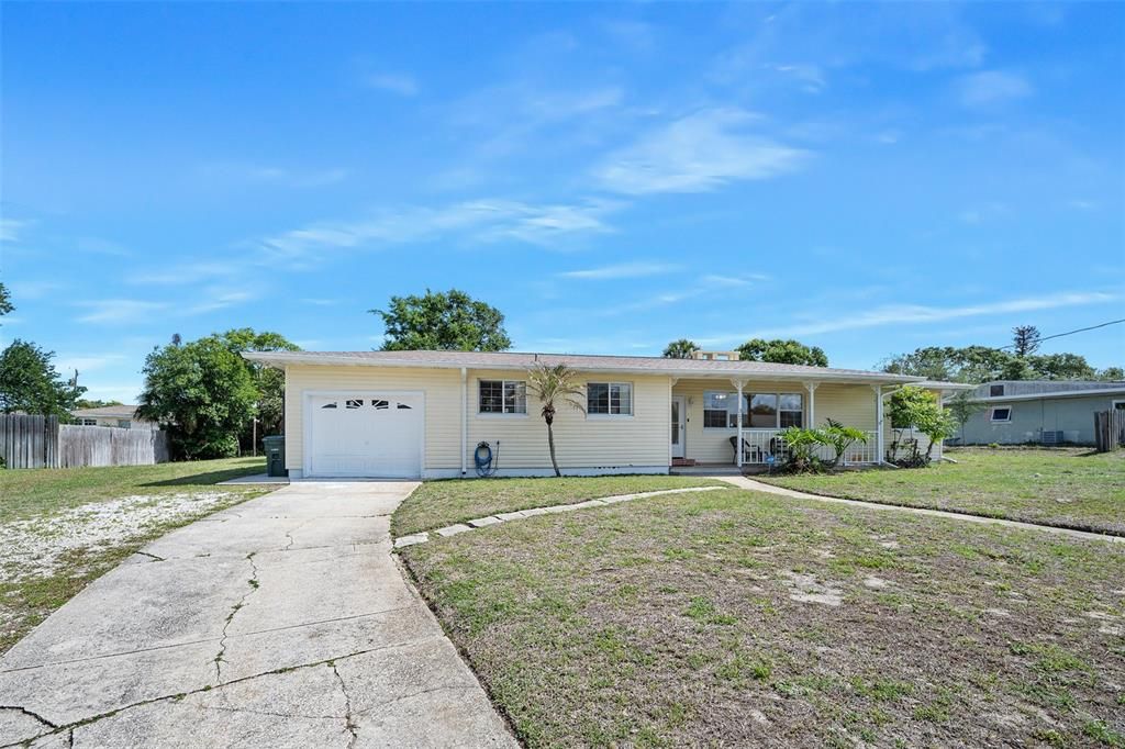 En Venta: $437,900 (3 camas, 2 baños, 1393 Pies cuadrados)