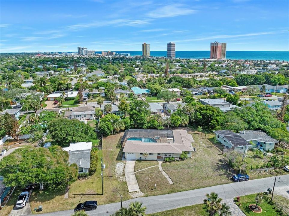 En Venta: $437,900 (3 camas, 2 baños, 1393 Pies cuadrados)
