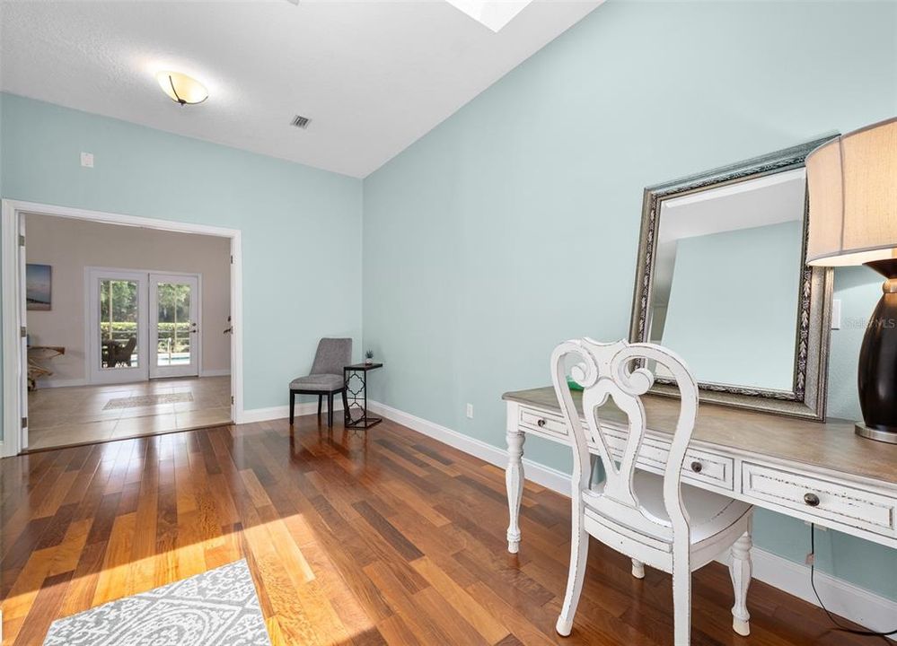 For Sale: $1,125,000 (4 beds, 4 baths, 5040 Square Feet)