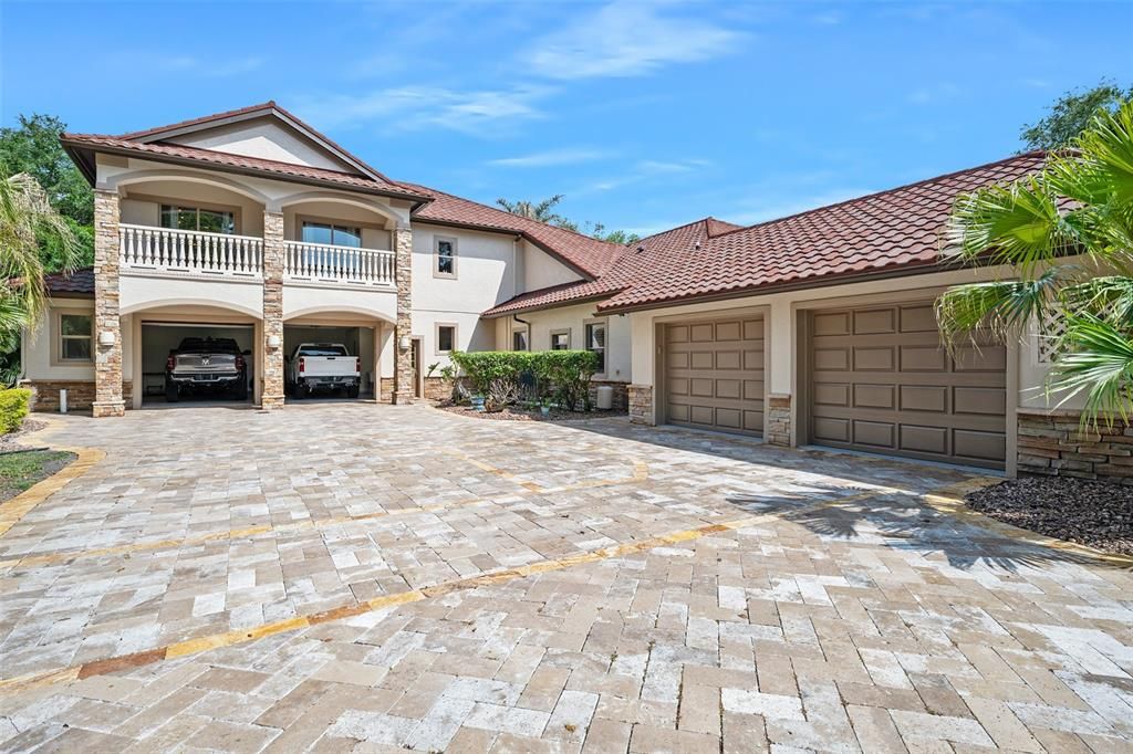 For Sale: $1,125,000 (4 beds, 4 baths, 5040 Square Feet)