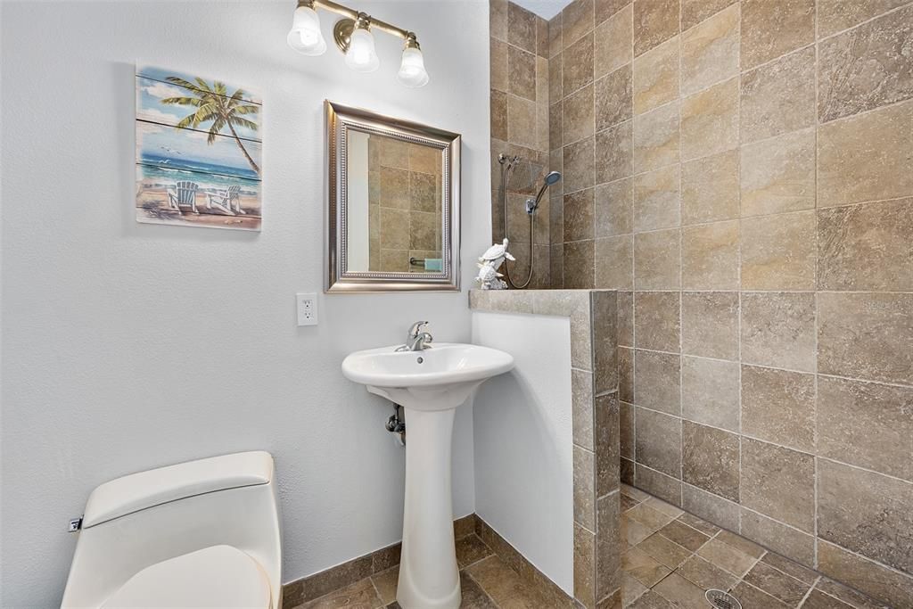 For Sale: $1,125,000 (4 beds, 4 baths, 5040 Square Feet)