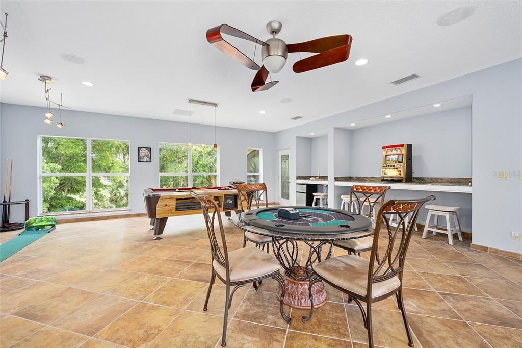 For Sale: $1,125,000 (4 beds, 4 baths, 5040 Square Feet)