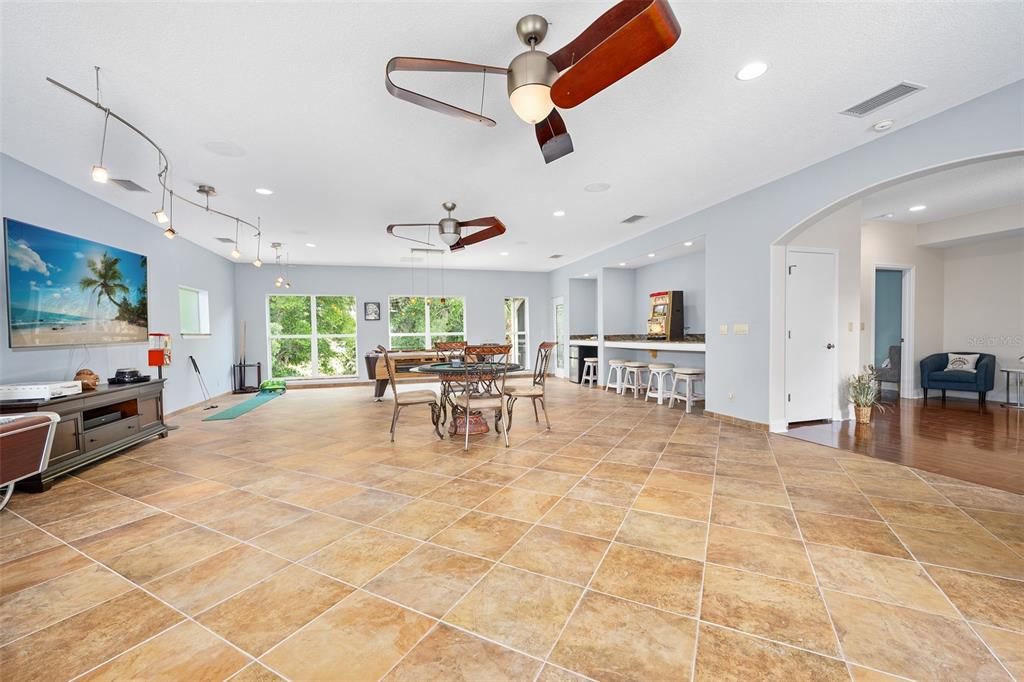 For Sale: $1,125,000 (4 beds, 4 baths, 5040 Square Feet)