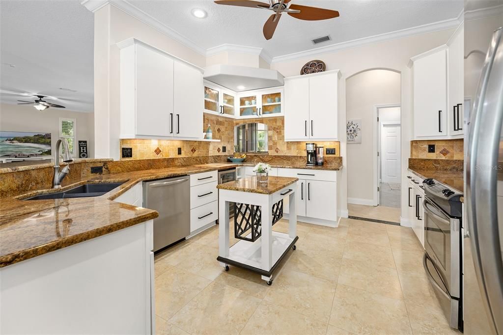 For Sale: $1,125,000 (4 beds, 4 baths, 5040 Square Feet)