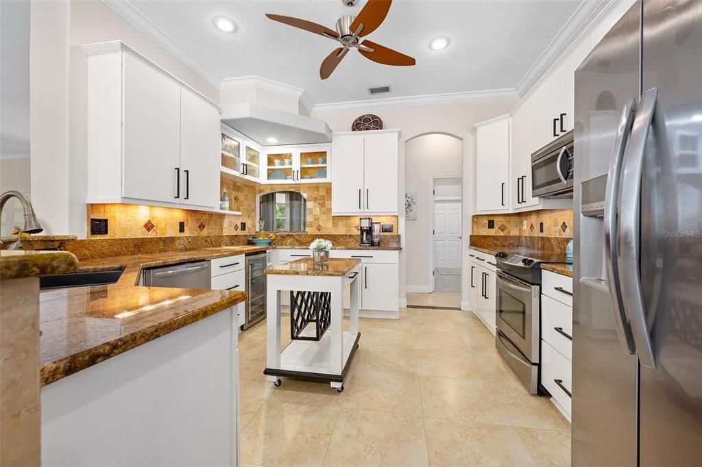 For Sale: $1,125,000 (4 beds, 4 baths, 5040 Square Feet)