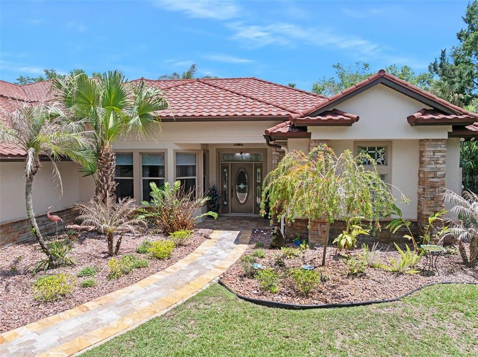 For Sale: $1,125,000 (4 beds, 4 baths, 5040 Square Feet)