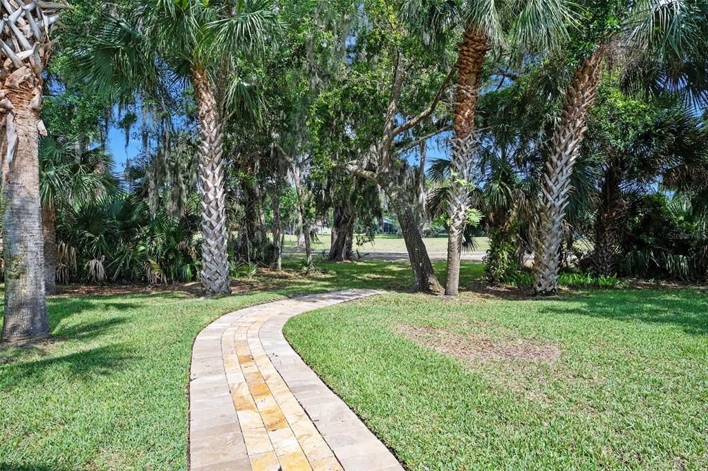 For Sale: $1,125,000 (4 beds, 4 baths, 5040 Square Feet)