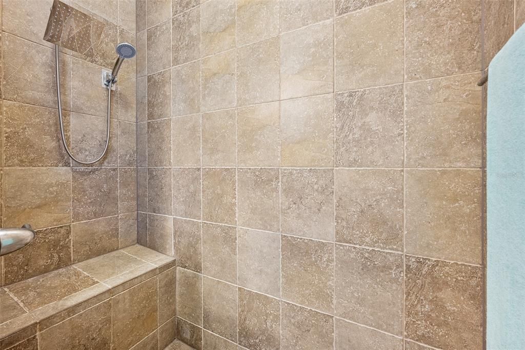 For Sale: $1,125,000 (4 beds, 4 baths, 5040 Square Feet)