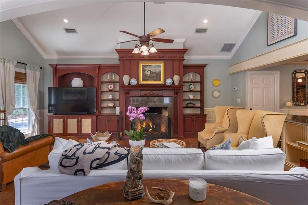 For Sale: $2,395,000 (5 beds, 3 baths, 3456 Square Feet)