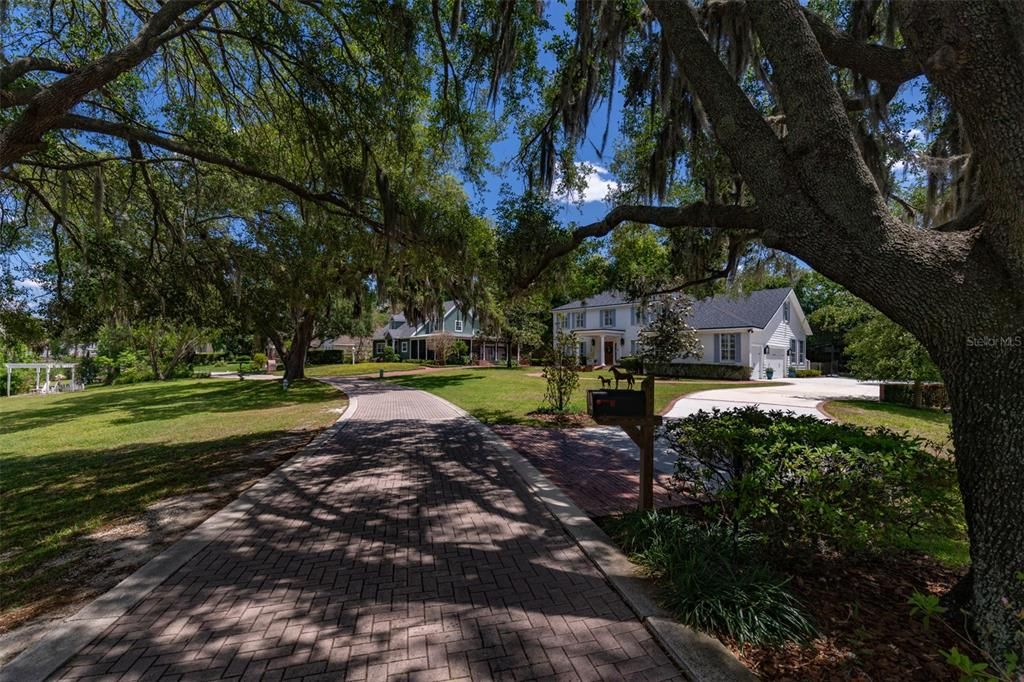 For Sale: $2,395,000 (5 beds, 3 baths, 3456 Square Feet)