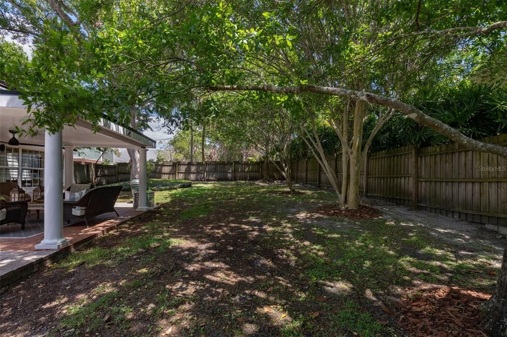 For Sale: $2,395,000 (5 beds, 3 baths, 3456 Square Feet)