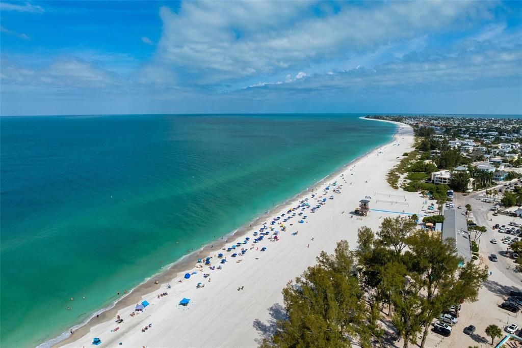For Sale: $589,900 (2 beds, 2 baths, 1479 Square Feet)