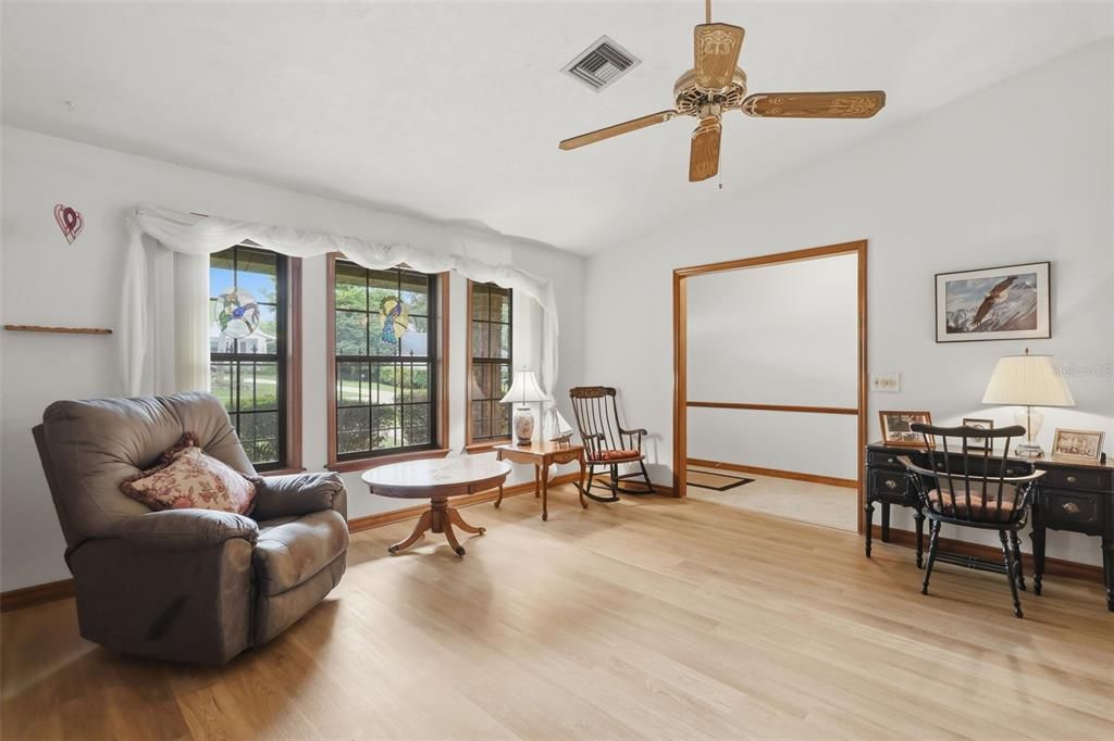 For Sale: $385,000 (3 beds, 2 baths, 1959 Square Feet)