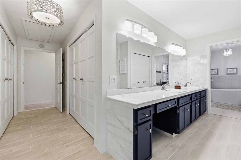 For Sale: $799,000 (4 beds, 2 baths, 3611 Square Feet)