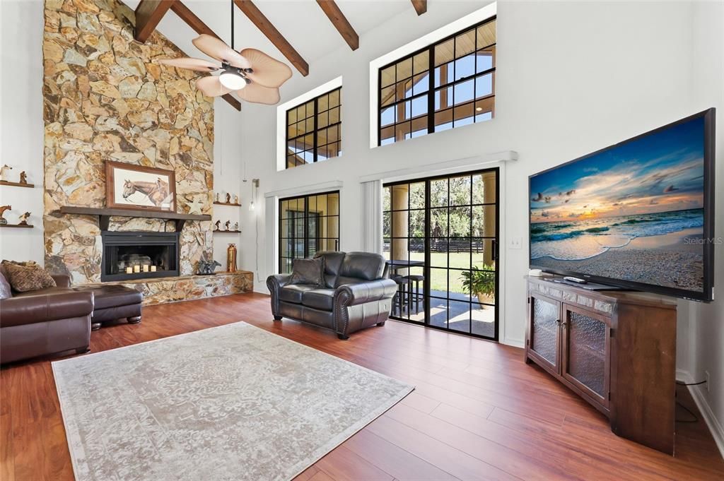 For Sale: $799,000 (4 beds, 2 baths, 3611 Square Feet)