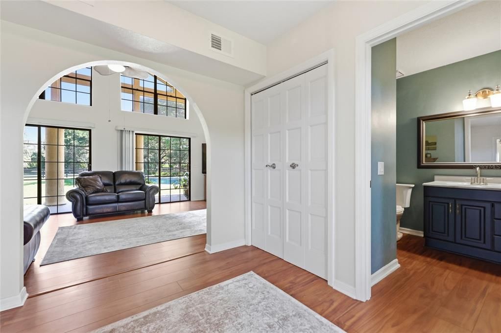For Sale: $799,000 (4 beds, 2 baths, 3611 Square Feet)