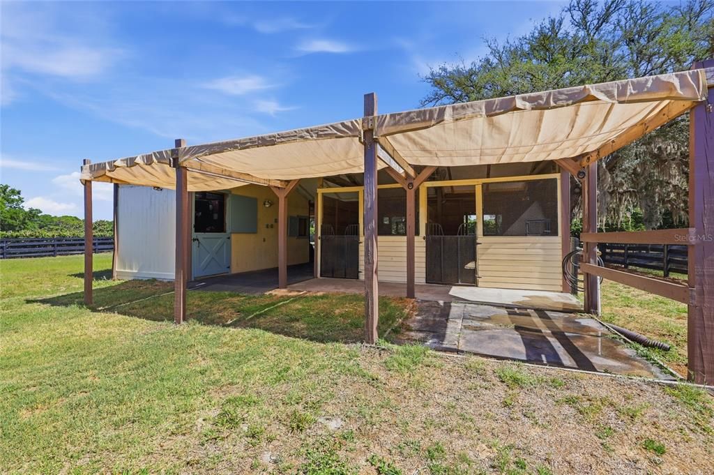 For Sale: $799,000 (4 beds, 2 baths, 3611 Square Feet)