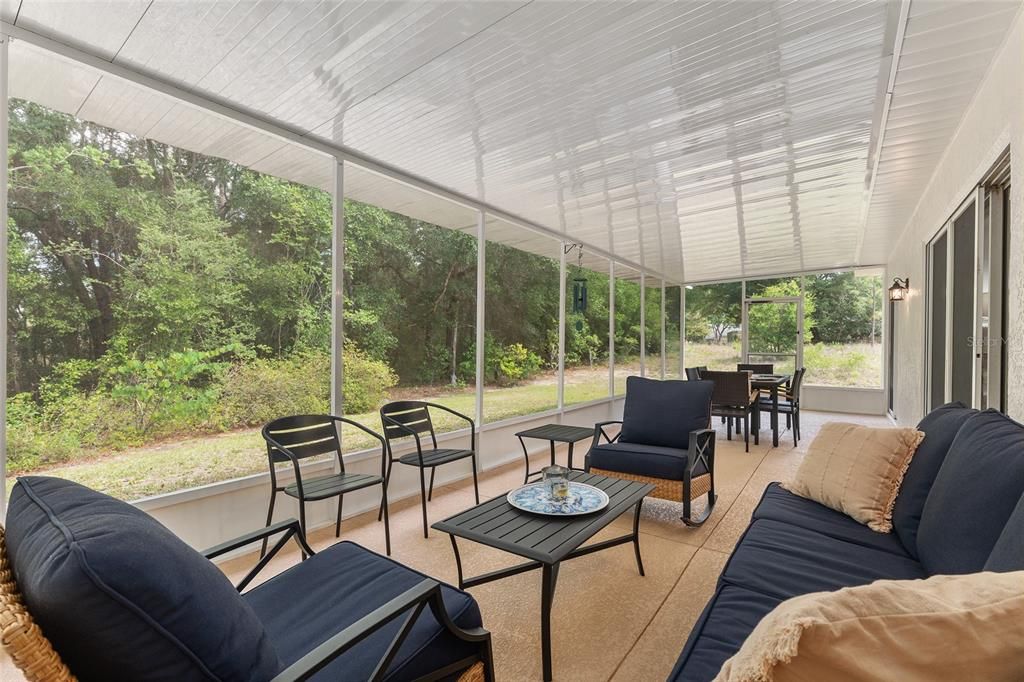 For Sale: $335,000 (3 beds, 2 baths, 1847 Square Feet)