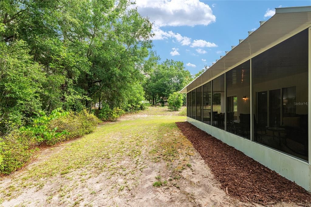 For Sale: $335,000 (3 beds, 2 baths, 1847 Square Feet)