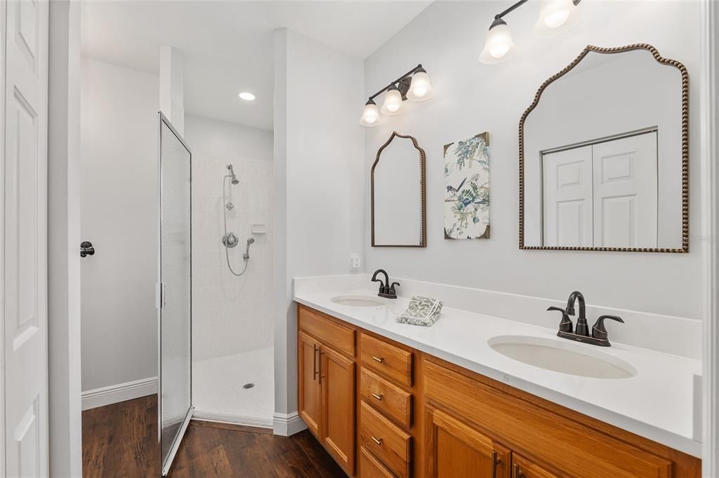 For Sale: $335,000 (3 beds, 2 baths, 1847 Square Feet)